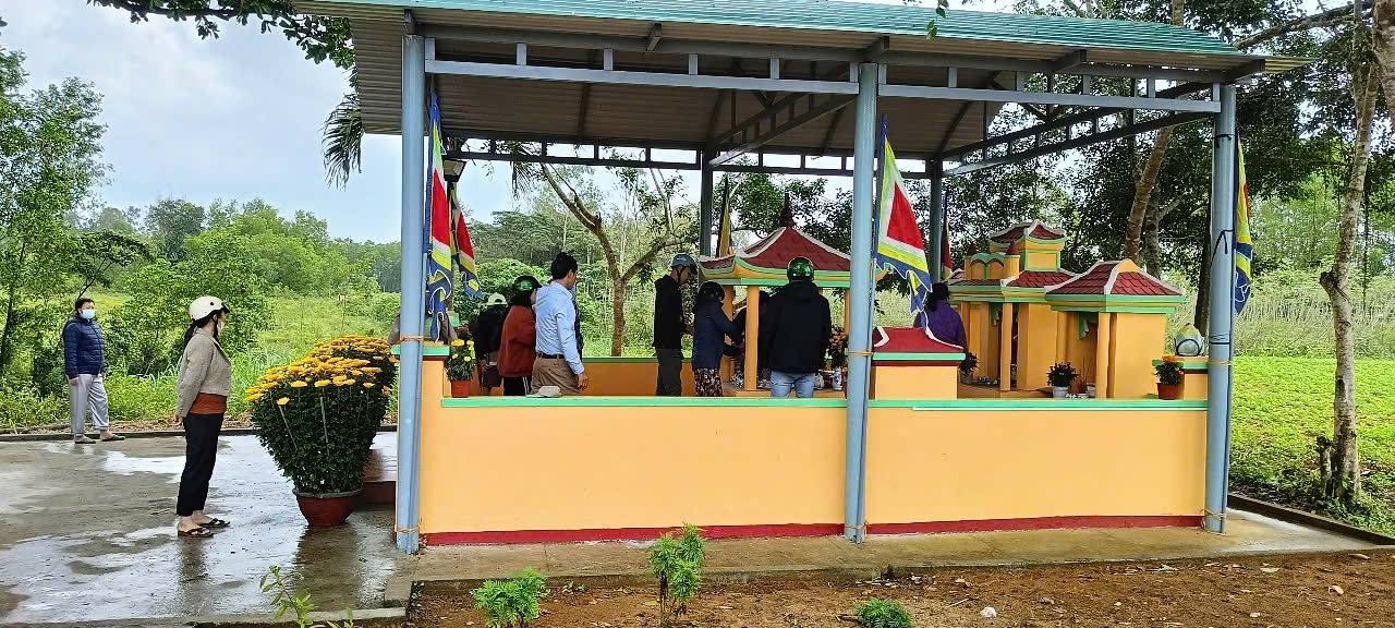 11.Thắp hương Dinh Âm hồn t12.2024