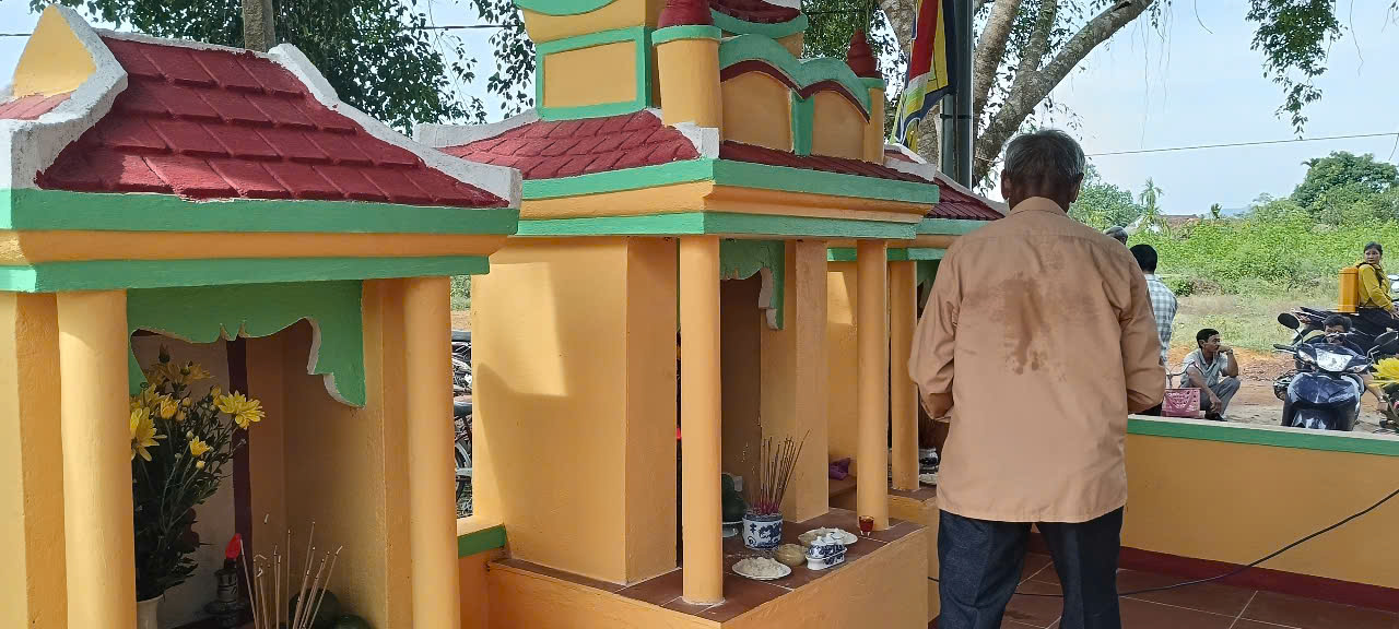 3. Cúng tạ hoàn thành sửa sang Dinh Âm Hồn