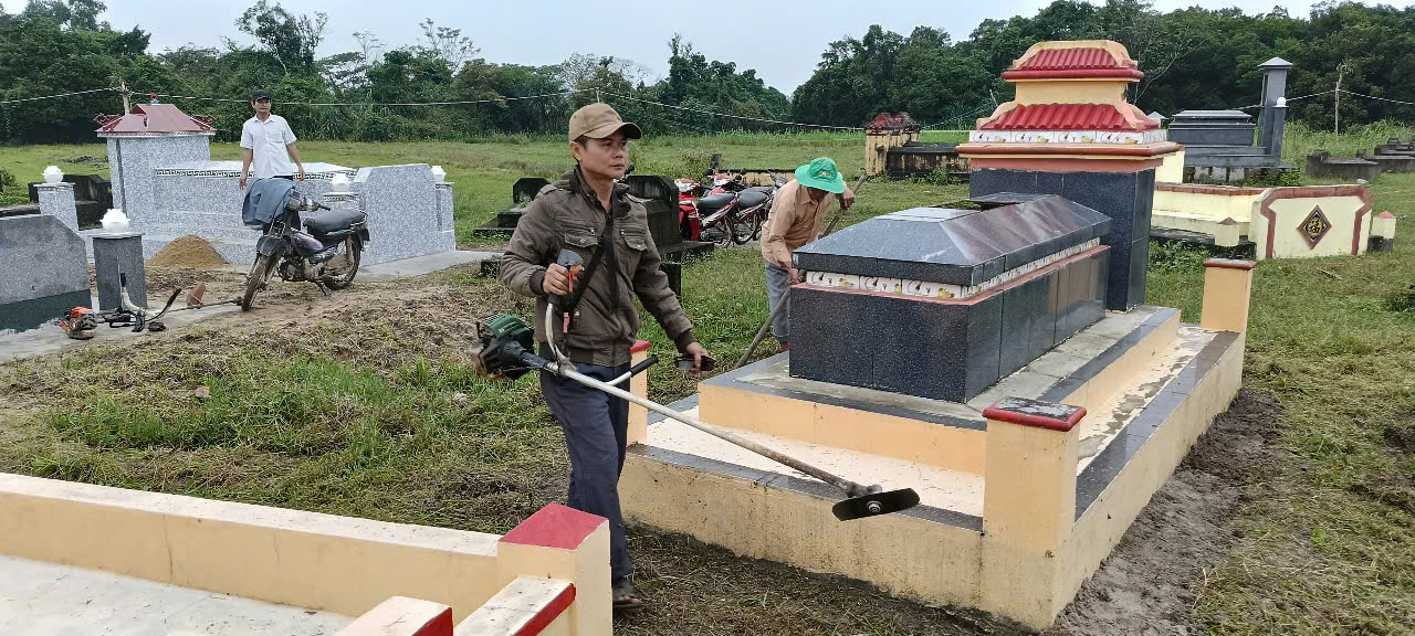 1.Rẫy cỏ ngày chạp mả t12al 2024( Giáp Thìn)