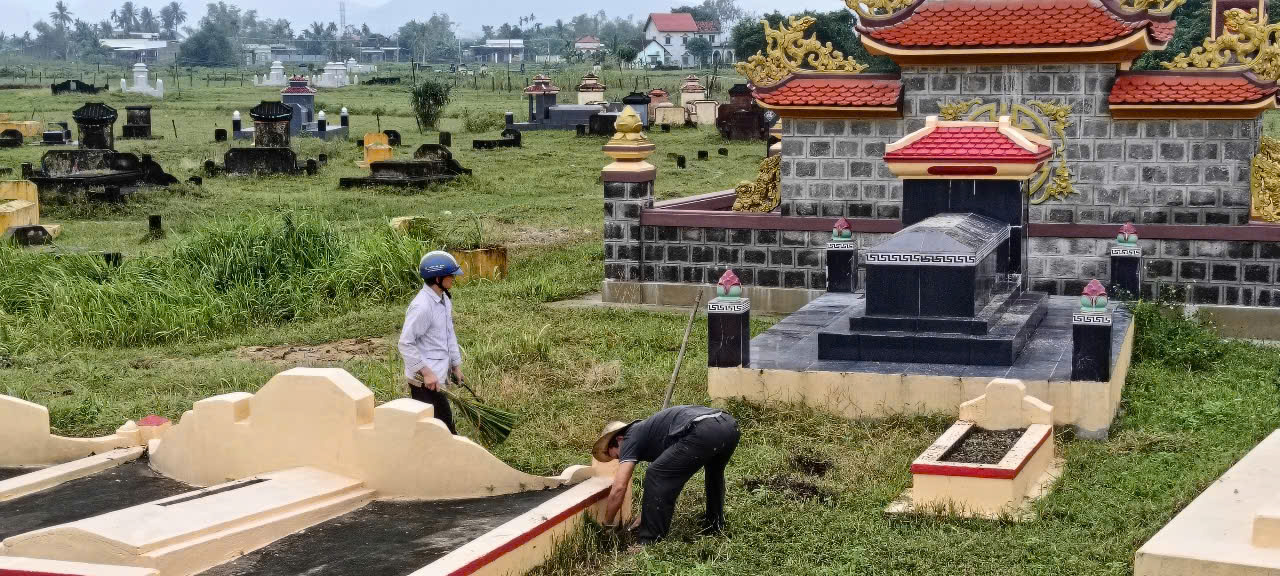 5.Rẫy cỏ ngày chạp mả t12al 2024( Giáp Thìn)