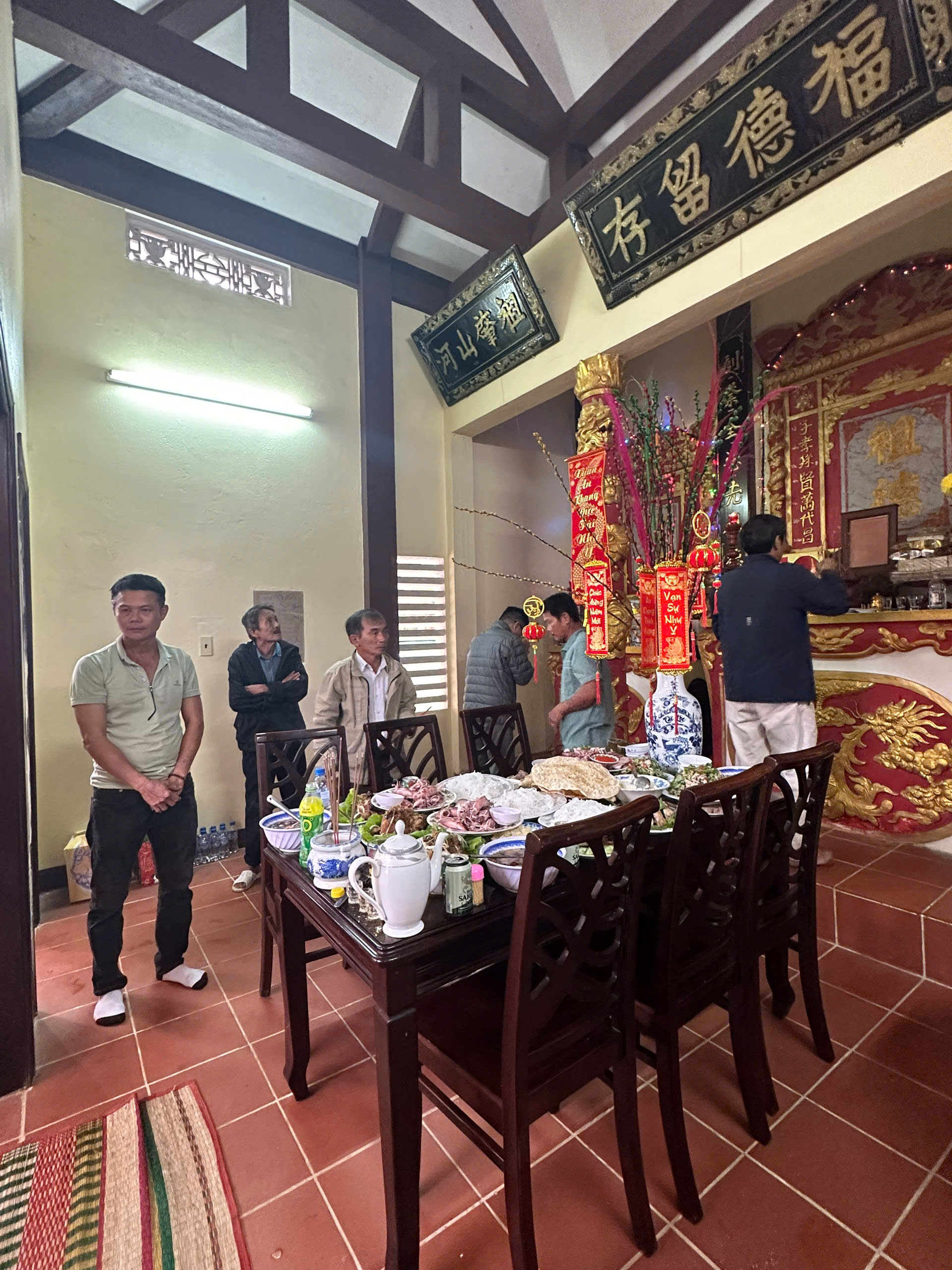 7. Lễ cúng tại nhà thờ tộc