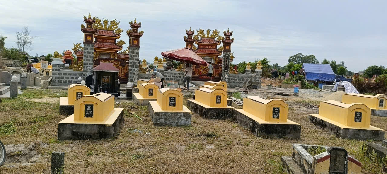 6. Tu bổ sửa sang các lăng mộ tiền hiền