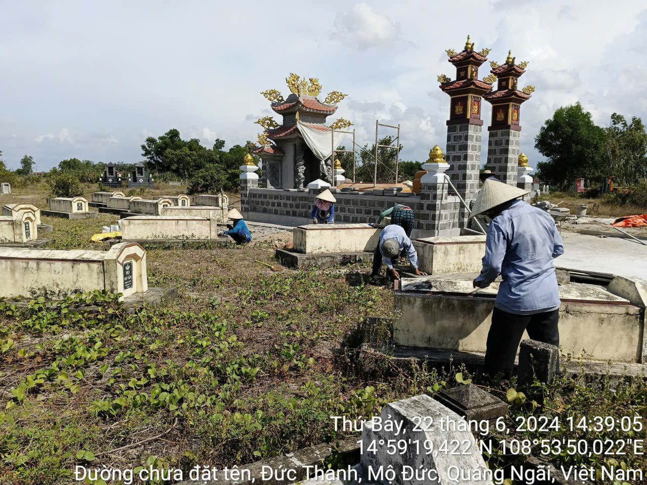 7. Tu bổ sửa sang các lăng mộ tiền hiền
